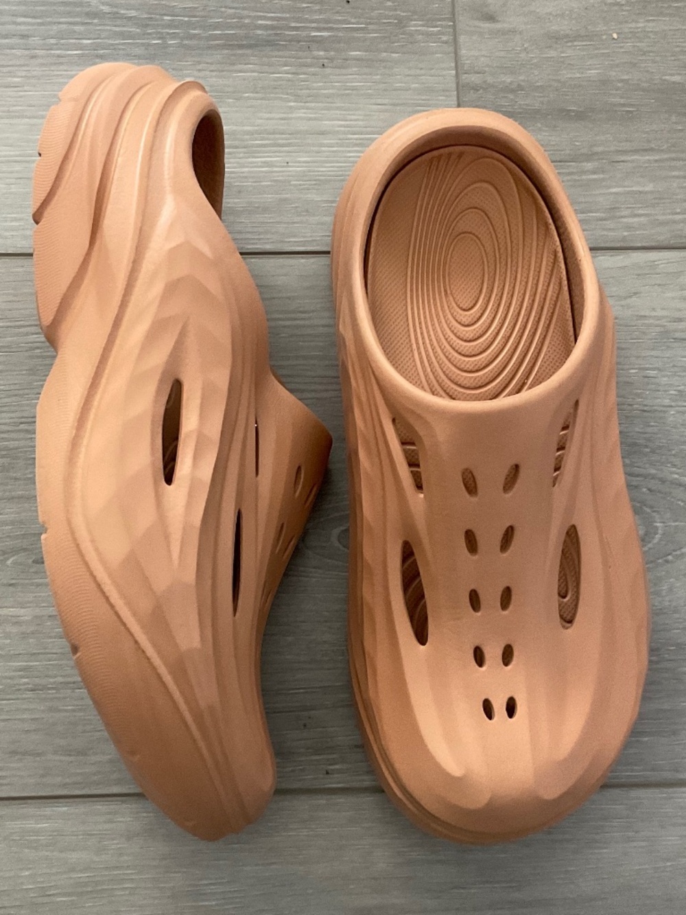 HOKA  Ora Mule Unisex Men’s 8 Women’s 10